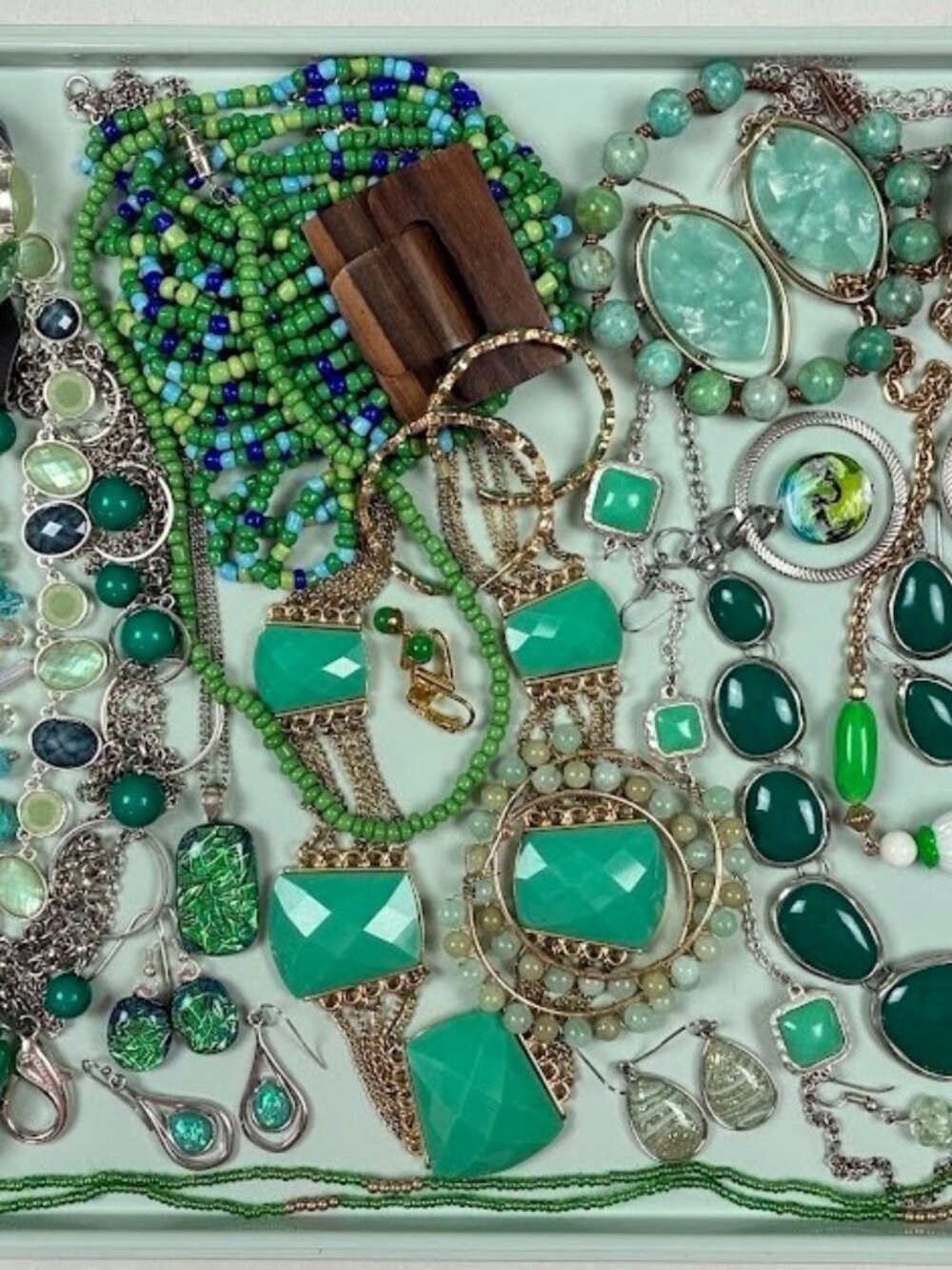 Jewelry Lot Green Tones Wearable Costume Dress Up Resell 27 pcs 1+ lbs